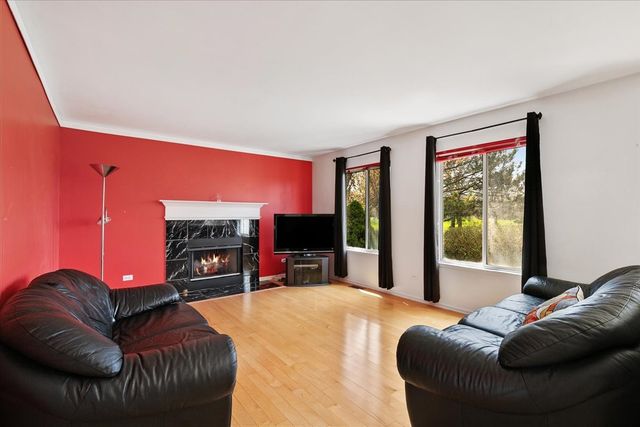 554 Charlton Court, Lake Villa, IL 60046