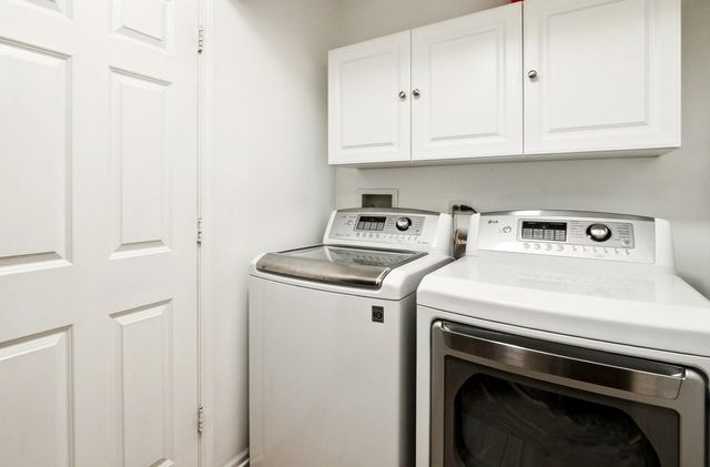 554 Charlton Court, Lake Villa, IL 60046