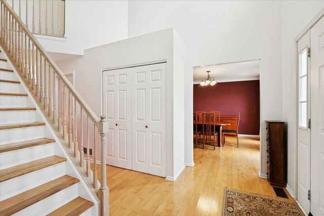 554 Charlton Court, Lake Villa, IL 60046