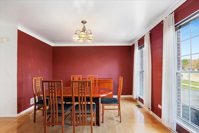 554 Charlton Court, Lake Villa, IL 60046