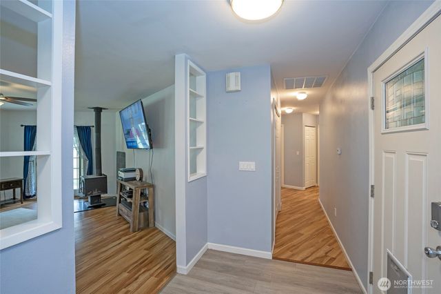 20108 State Route 706 E, Elbe, WA 98330
