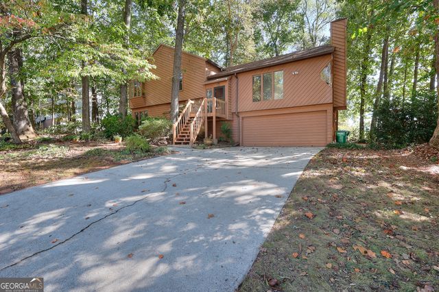 4254 Russet Court SW, Lilburn, GA 30047