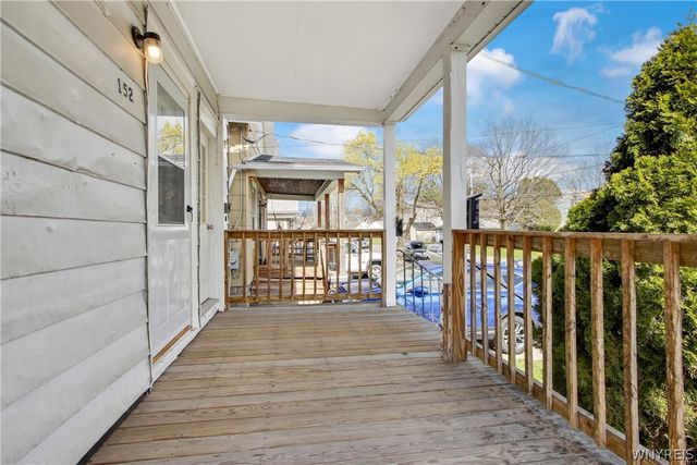 152 Wildwood Place, West Seneca, NY 14210