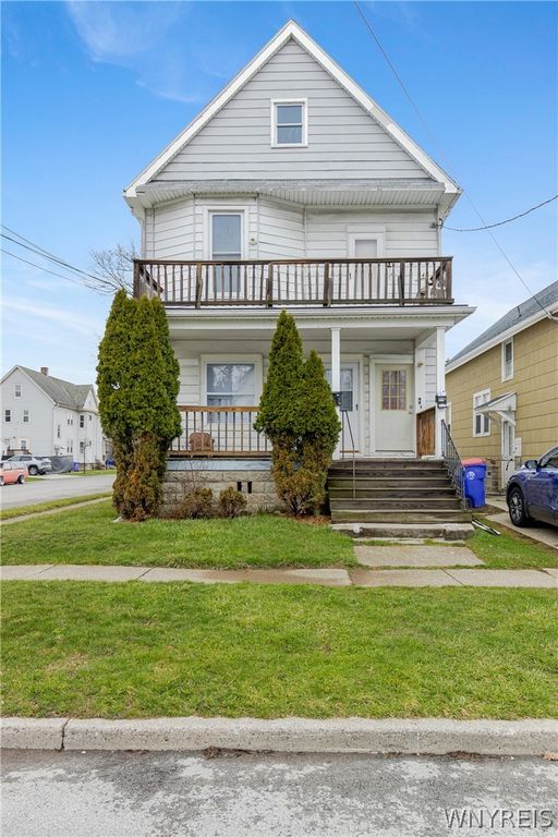 152 Wildwood Place, West Seneca, NY 14210