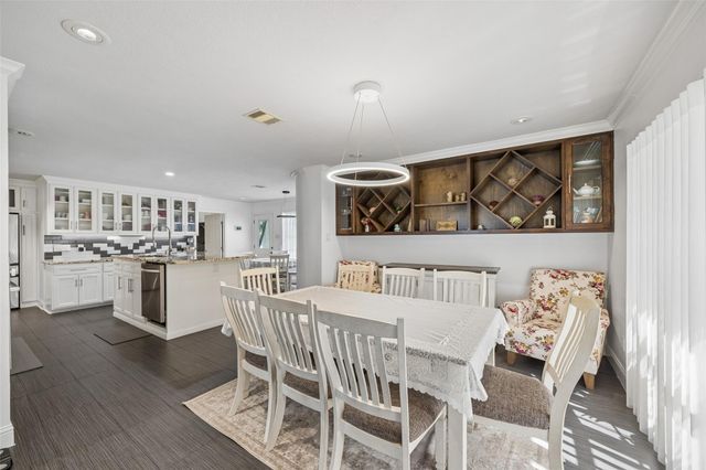 5535 S Braeswood Boulevard, Houston, TX 77096