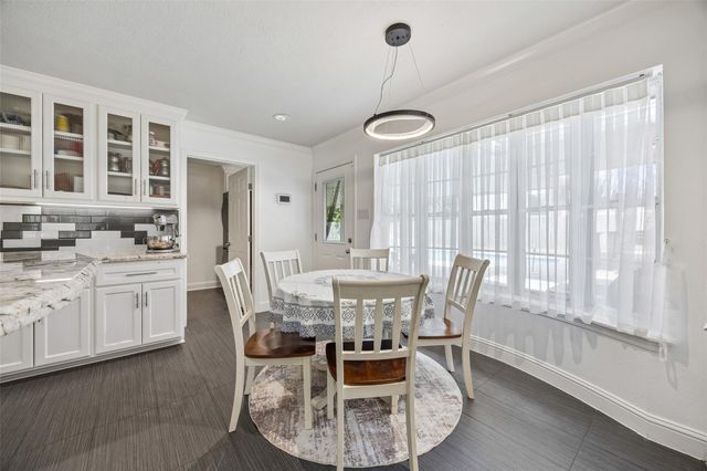 5535 S Braeswood Boulevard, Houston, TX 77096