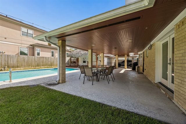 5535 S Braeswood Boulevard, Houston, TX 77096