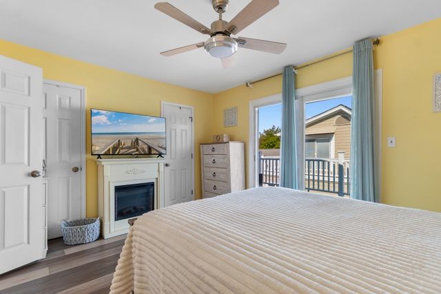 704 43rd Ave. S, North Myrtle Beach, SC 29582