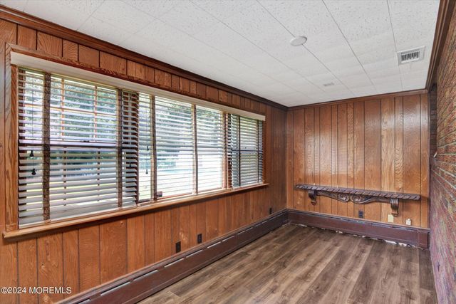 5 Hilltop Avenue, Sayreville, NJ 08879