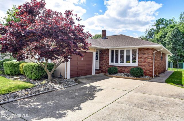 5 Hilltop Avenue, Sayreville, NJ 08879