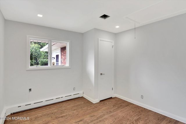 5 Hilltop Avenue, Sayreville, NJ 08879