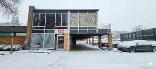 21910 Greenfield Road, Oak Park, MI 48237