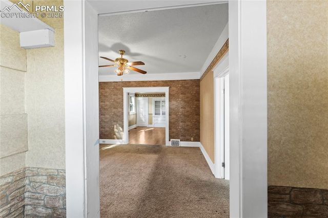 1426 Westend Avenue, Colorado Springs, CO 80904