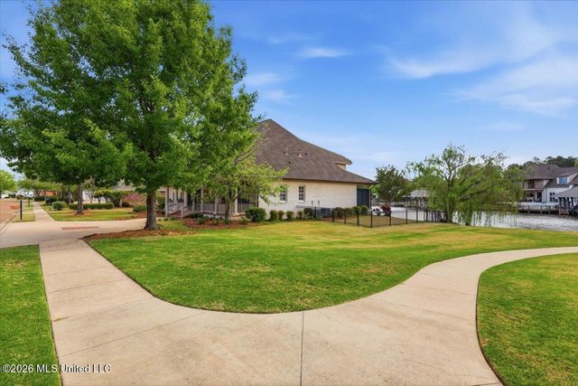 136 Chadwyck Place, Madison, MS 39110