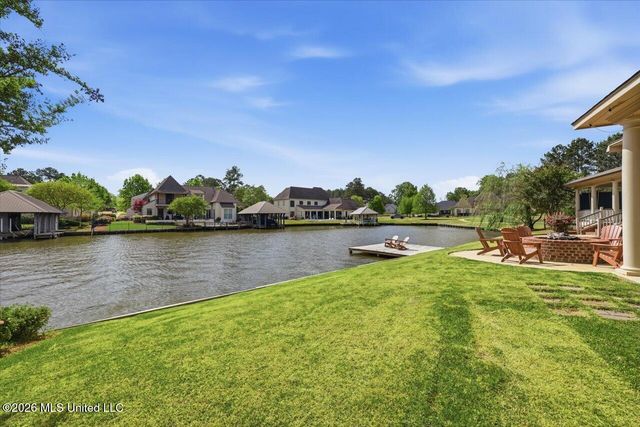 136 Chadwyck Place, Madison, MS 39110