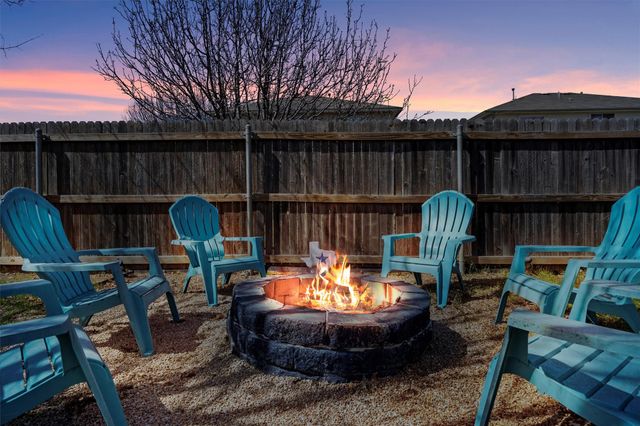 214 Pentire WAY, Hutto, TX 78634