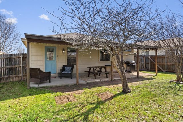 214 Pentire WAY, Hutto, TX 78634