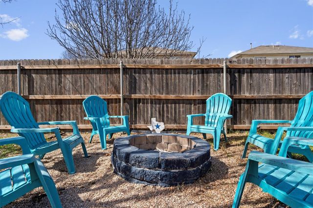 214 Pentire WAY, Hutto, TX 78634