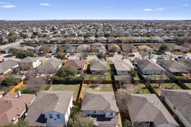 214 Pentire WAY, Hutto, TX 78634