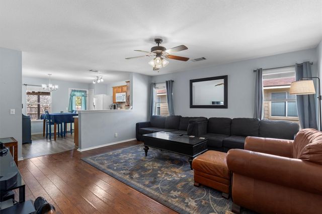 214 Pentire WAY, Hutto, TX 78634