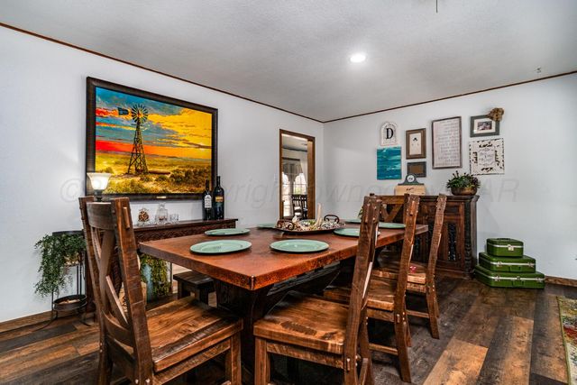 210 Comanche Trail, Tulia, TX 79088