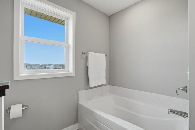 2107 Balsam Way, Lino Lakes, MN 55038