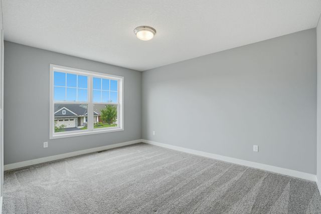 2107 Balsam Way, Lino Lakes, MN 55038