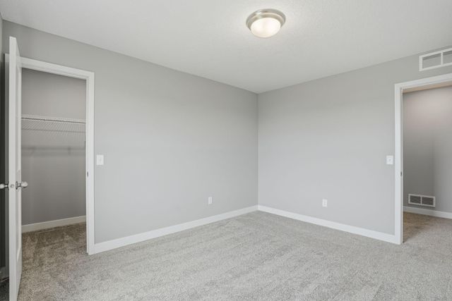 2107 Balsam Way, Lino Lakes, MN 55038