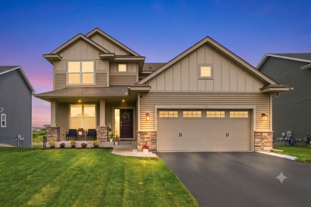 2107 Balsam Way, Lino Lakes, MN 55038
