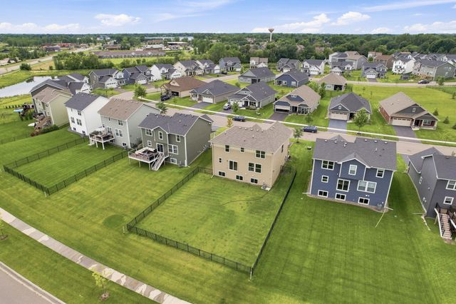 2107 Balsam Way, Lino Lakes, MN 55038