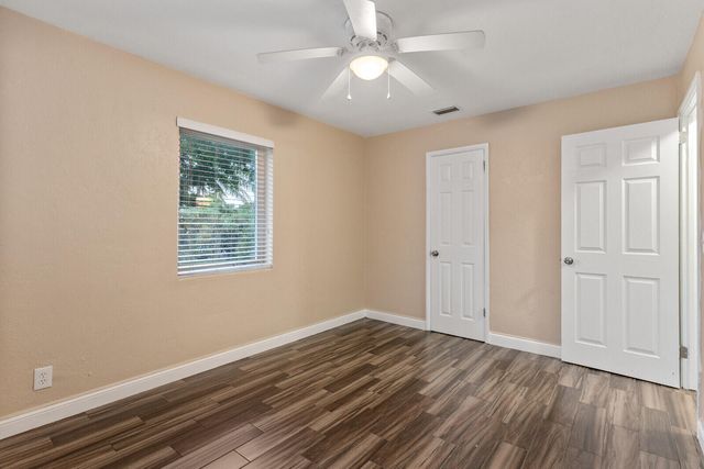 957 30th Street, West Palm Beach, FL 33407