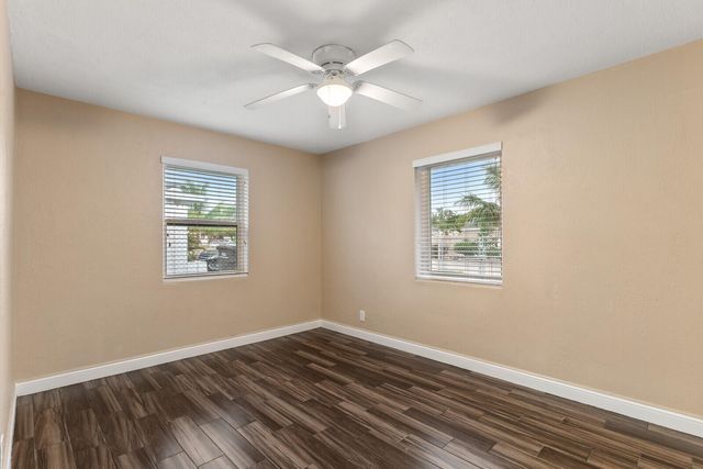 957 30th Street, West Palm Beach, FL 33407
