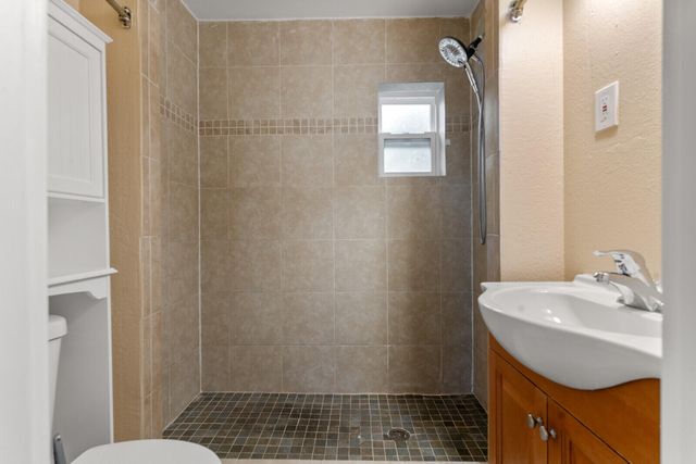 957 30th Street, West Palm Beach, FL 33407