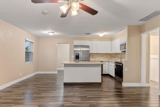 957 30th Street, West Palm Beach, FL 33407