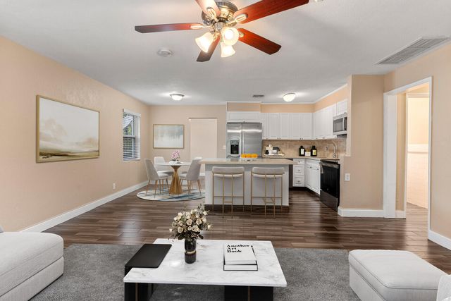 957 30th Street, West Palm Beach, FL 33407