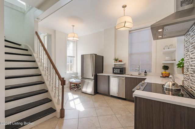 1407-1409 E Washington St, Louisville, KY 40206