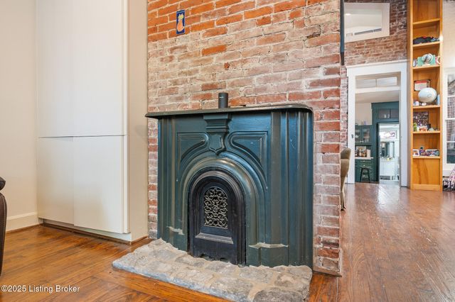 1407-1409 E Washington St, Louisville, KY 40206