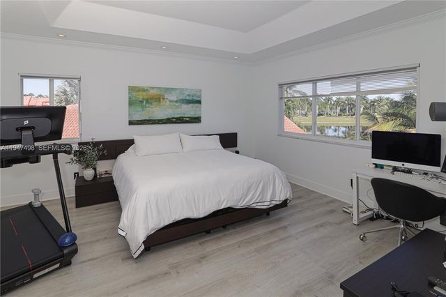 5901 NW 110th Ct, Doral, FL 33178