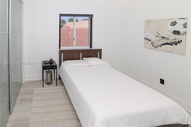 5901 NW 110th Ct, Doral, FL 33178