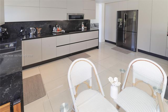 5901 NW 110th Ct, Doral, FL 33178