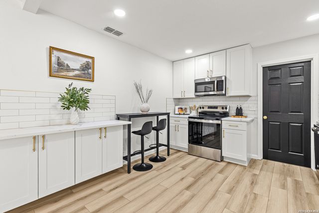 9703 Gold Dust, San Antonio, TX 78245