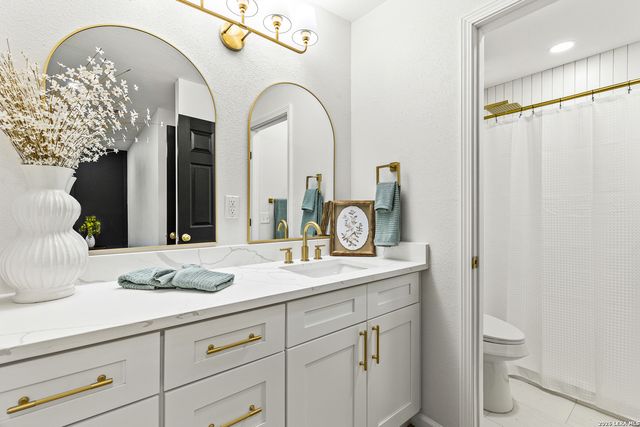 9703 Gold Dust, San Antonio, TX 78245