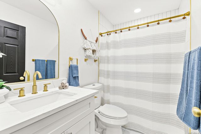 9703 Gold Dust, San Antonio, TX 78245