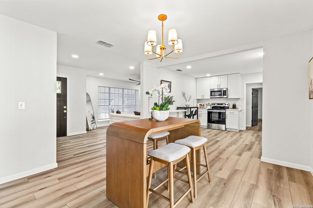 9703 Gold Dust, San Antonio, TX 78245