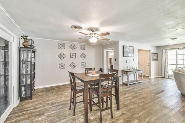 107 Sunset Heights Avenue, Dayton, TX 77535