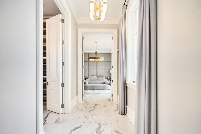 6211 DOVECOTE LN, Memphis, TN 38120