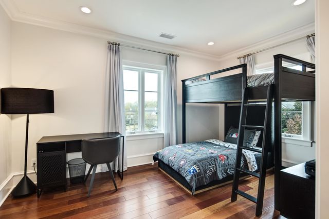 6211 DOVECOTE LN, Memphis, TN 38120