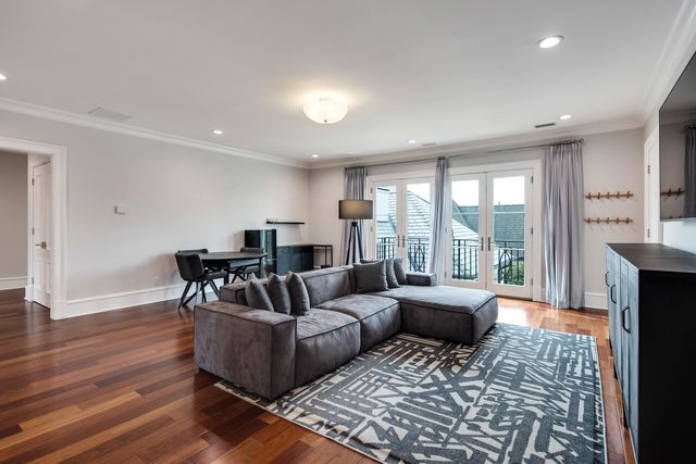 6211 DOVECOTE LN, Memphis, TN 38120