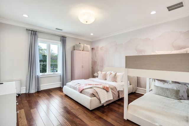 6211 DOVECOTE LN, Memphis, TN 38120