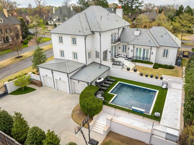 6211 DOVECOTE LN, Memphis, TN 38120